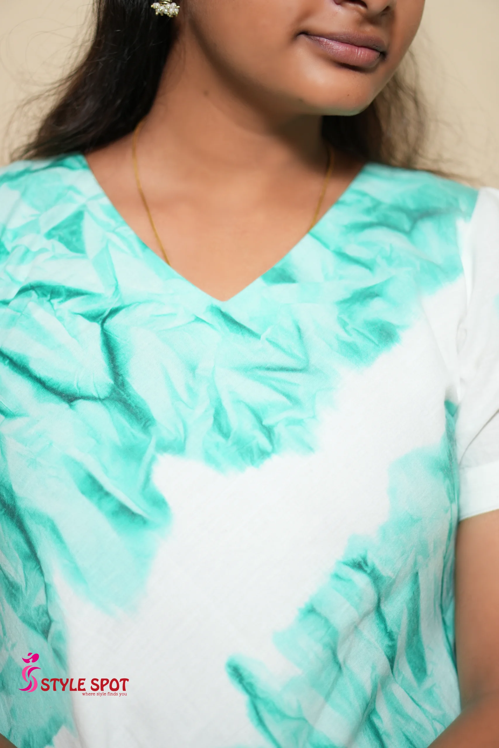 Floral Printed Kurta Set with Dupatta - Image 4